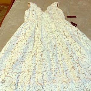 White dress with pockets